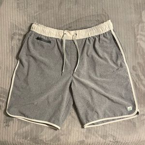 Vuori Banks Short L